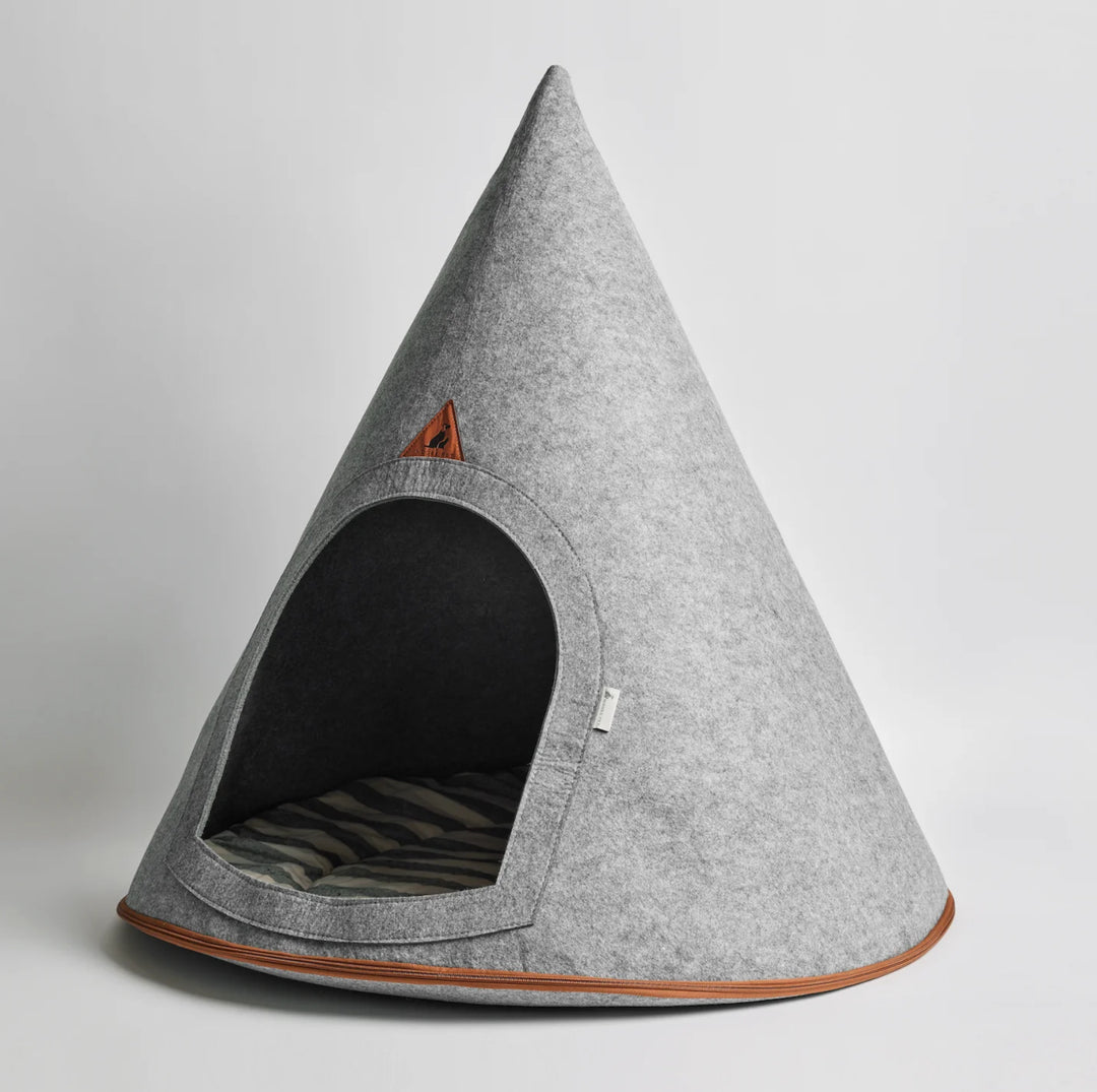 Cozy Felt Teepee Pet Bed